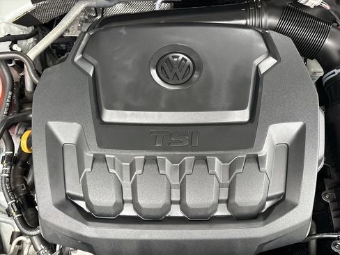 Used 2021 Volkswagen Passat 2.0T SE image 28