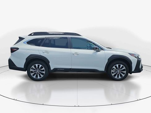 Used 2024 Subaru Outback Limited XT AWD/4WD image 2