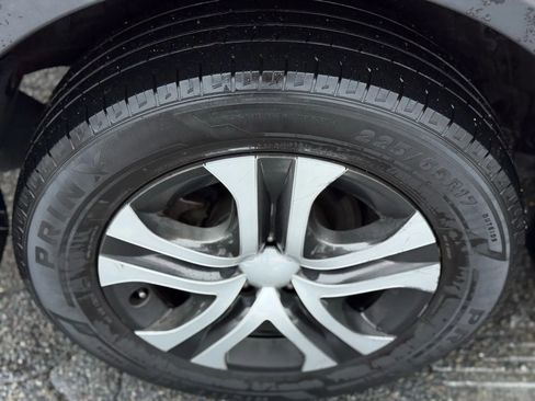 Used 2016 Toyota RAV4 LE image 28