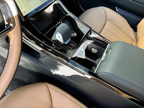 New 2026 Land Rover Range Rover Sport Dynamic SE AWD/4WD image 8