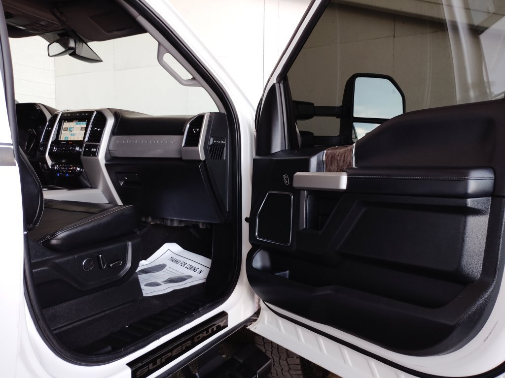 Used 2019 Ford F250 Lariat w/ Lariat Ultimate Package AWD/4WD image 10
