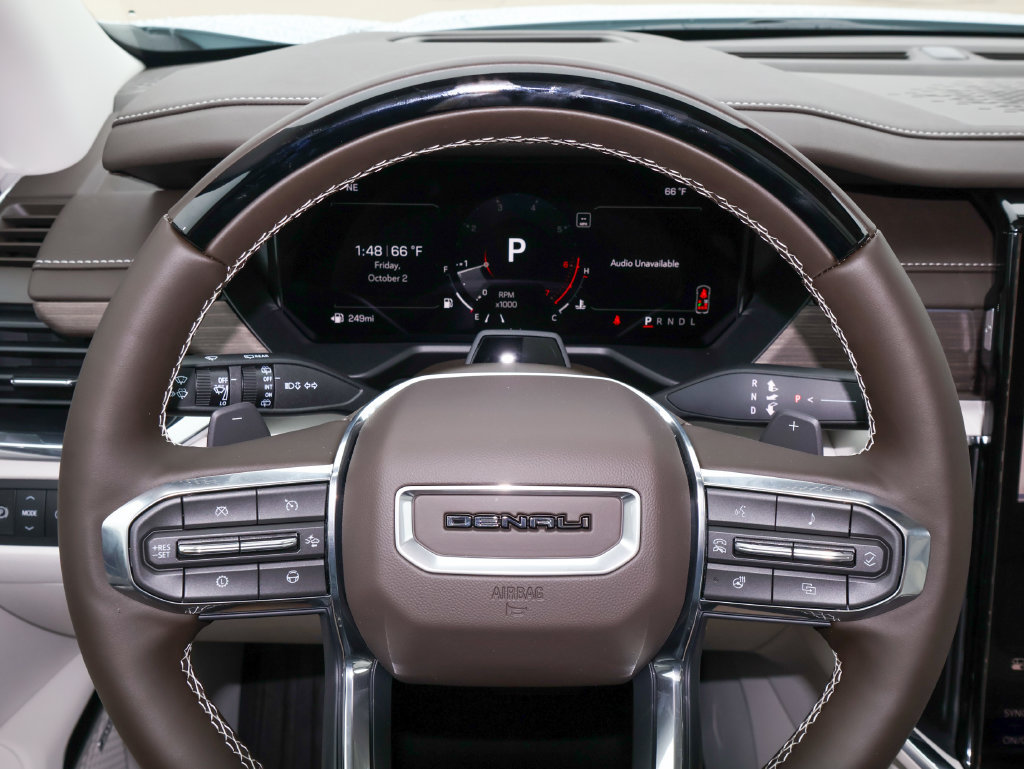 New 2027 GMC Acadia Denali w/ Denali Reserve Package FWD image 21
