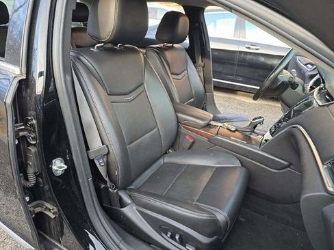 Used 2019 Cadillac XTS Luxury image 5