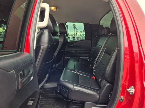 Used 2017 Toyota Tundra SR image 18