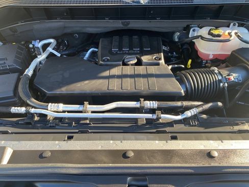 Used 2024 Chevrolet Silverado 1500 LT image 10