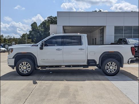 Used 2021 GMC Sierra 3500 Denali w/ Denali Ultimate Package AWD/4WD image 10