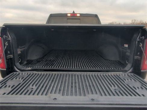 Used 2019 RAM 1500 Laramie image 25