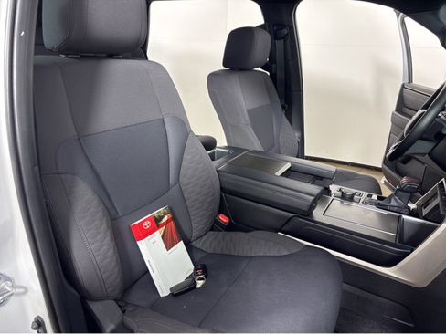 Used 2025 Toyota Sequoia SR5 image 6