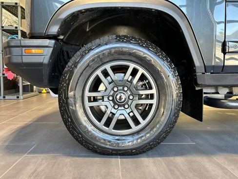Used 2024 INEOS Grenadier Station Wagon AWD/4WD image 33