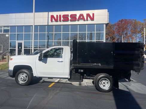 Used 2020 Chevrolet Silverado 3500 W/T w/ WT Convenience Package image 2