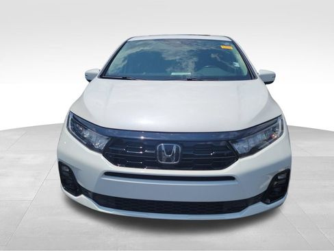 Used 2025 Honda Odyssey Elite image 16