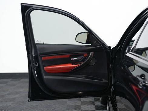 Used 2018 BMW M3 Coupe w/ Competition Package image 23