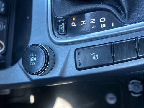 Used 2021 Kia Seltos S AWD/4WD image 34