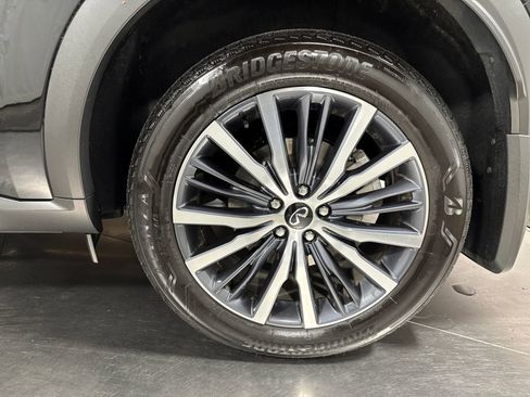 Certified 2025 INFINITI QX60 Luxe w/ Black Edition AWD/4WD image 12