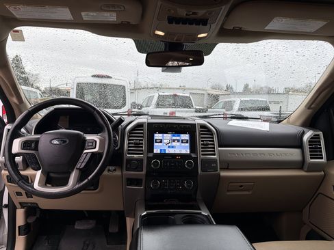 Used 2017 Ford F350 Lariat w/ Lariat Ultimate Package image 11