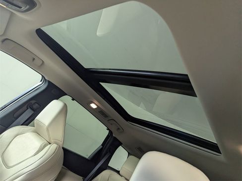 Used 2023 INFINITI QX60 Sensory w/ Cargo Package image 13