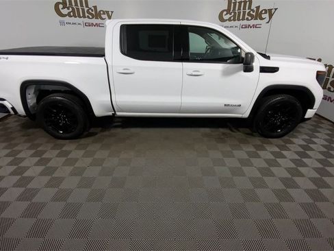 Used 2022 GMC Sierra 1500 Elevation image 9