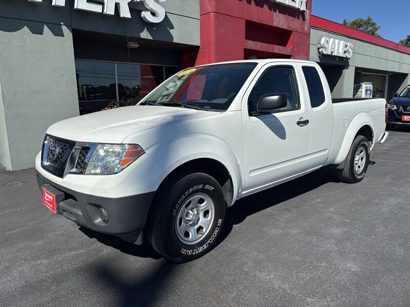 Used 2019 Nissan Frontier S RWD image 1