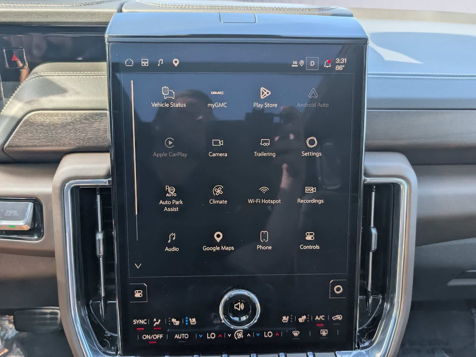 Certified 2026 GMC Yukon Denali Ultimate AWD/4WD image 37