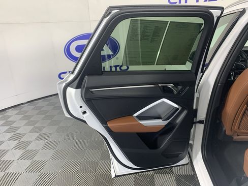 Used 2022 Audi Q3 2.0T Premium image 31