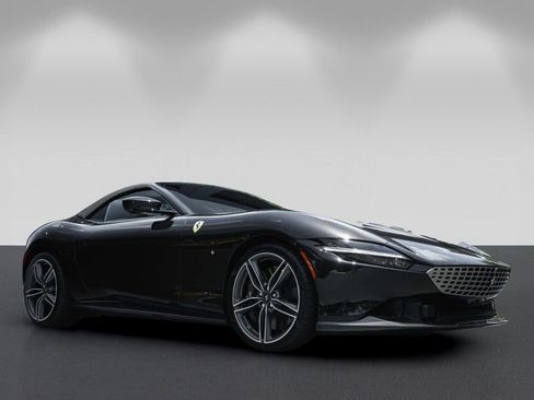 Certified 2024 Ferrari Roma Spider RWD image 9
