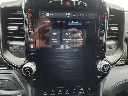 Used 2024 RAM 2500 Rebel w/ Towing Technology Group image 51