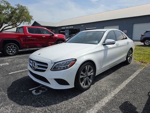 Used 2019 Mercedes-Benz C 300 Sedan image 7