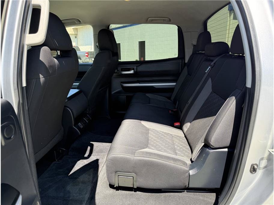 Used 2014 Toyota Tundra SR5 AWD/4WD image 13