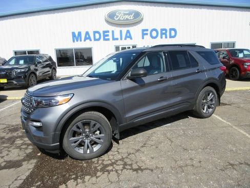 Used 2021 Ford Explorer XLT w/ Equipment Group 202A image 1