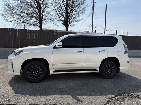 Used 2014 Lexus GX 460 Luxury w/ Driver Support Package image 7