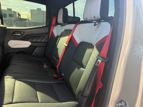 Used 2023 GMC Canyon AT4X w/ Edition 1 AWD/4WD image 22