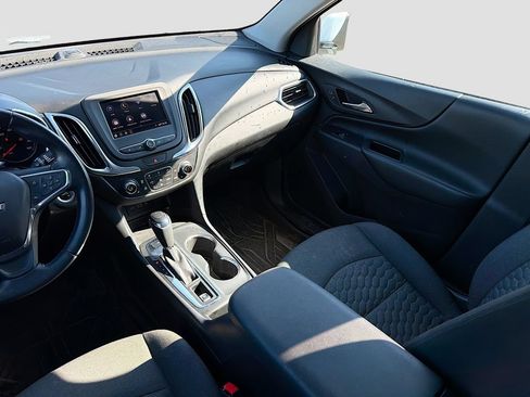 Used 2020 Chevrolet Equinox LT w/ Driver Convenience Package AWD/4WD image 24
