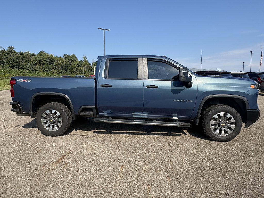 Used 2025 Chevrolet Silverado 2500 Custom w/ Custom Value Package AWD/4WD image 5