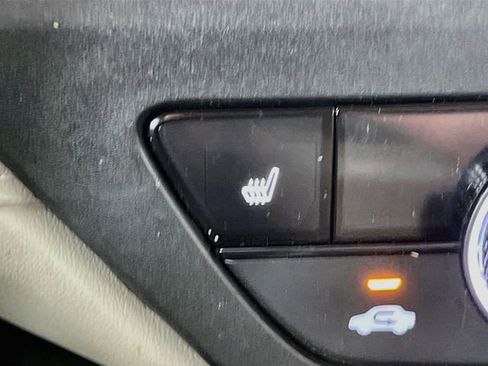 Certified 2023 Honda Accord EX image 23