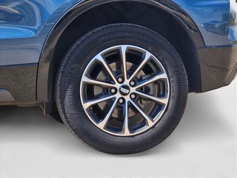 New 2025 Cadillac XT4 Sport image 10