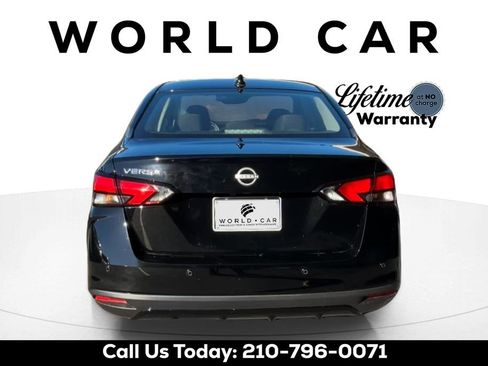 Used 2025 Nissan Versa SV w/ Trunk Package image 4
