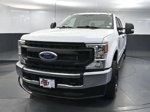 Used 2022 Ford F250 XL w/ Power Equipment Group AWD/4WD image 13