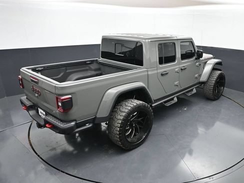 Used 2022 Jeep Gladiator Rubicon w/ LED Lighting Group AWD/4WD image 39