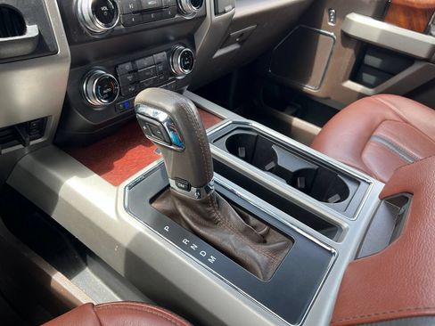 Used 2019 Ford F150 King Ranch RWD image 23