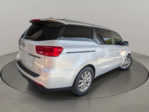 Used 2019 Kia Sedona EX FWD image 5