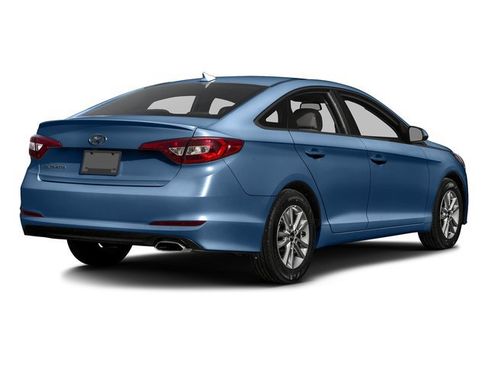Used 2016 Hyundai Sonata SE w/ Cargo Package FWD image 2