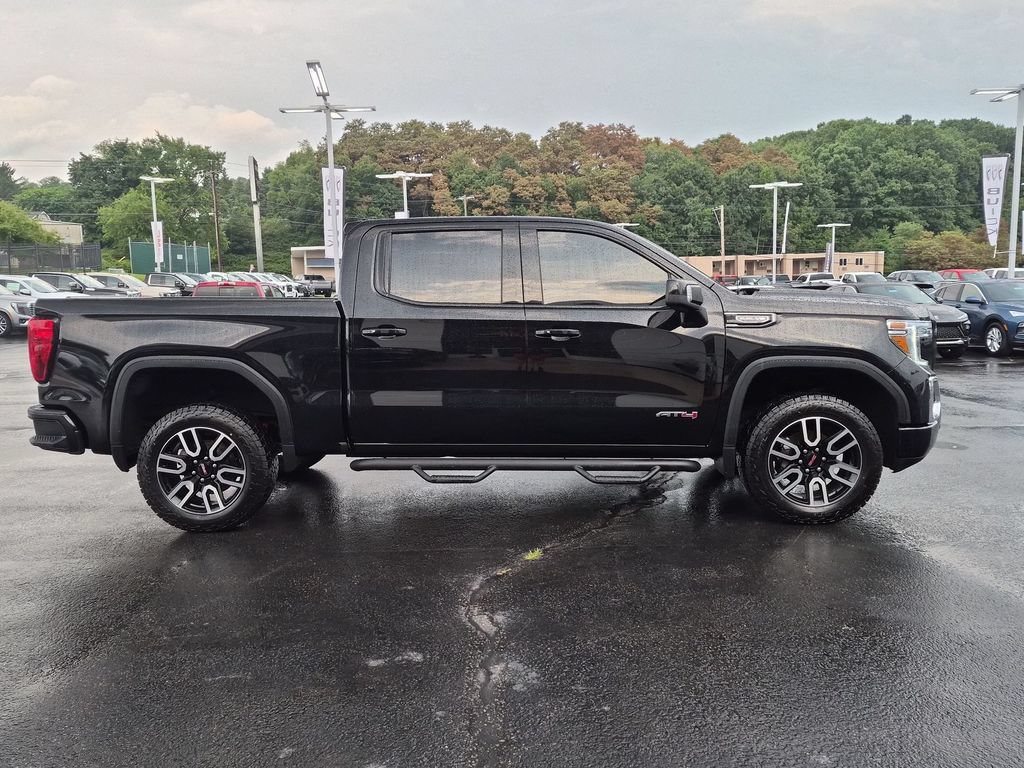 Used 2021 GMC Sierra 1500 AT4 w/ Driver Alert Package I AWD/4WD image 4