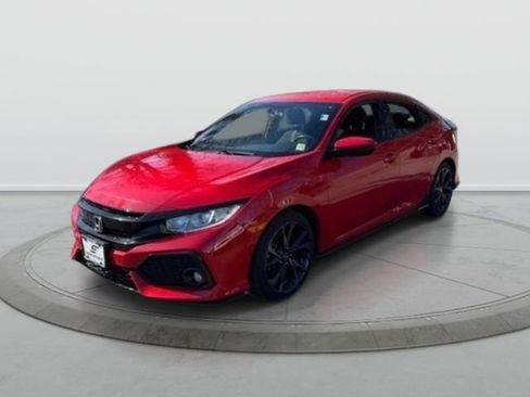 Used 2018 Honda Civic Sport image 3
