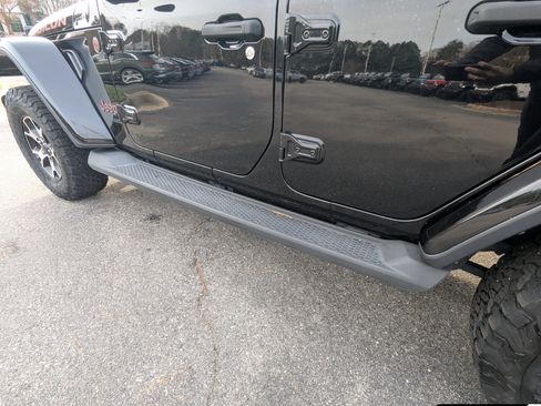 Used 2021 Jeep Wrangler Unlimited Rubicon image 31