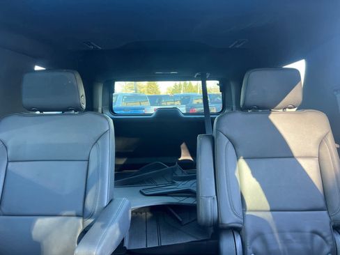 Certified 2023 Chevrolet Tahoe Z71 w/ Luxury Package image 27