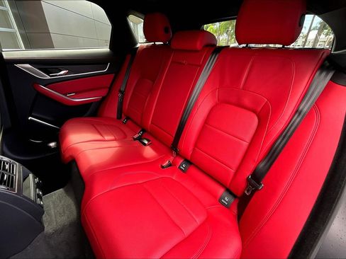 New 2026 Jaguar F-PACE R-Dynamic S image 10