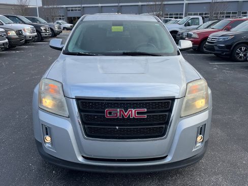 Used 2011 GMC Terrain SLE image 2