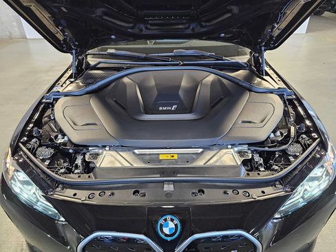 Certified 2023 BMW i4 eDrive35 RWD image 8