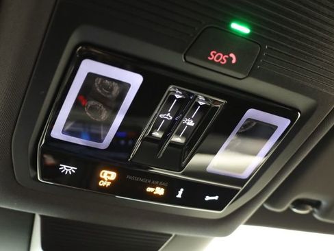 New 2026 Volkswagen Tiguan SE R-Line image 29