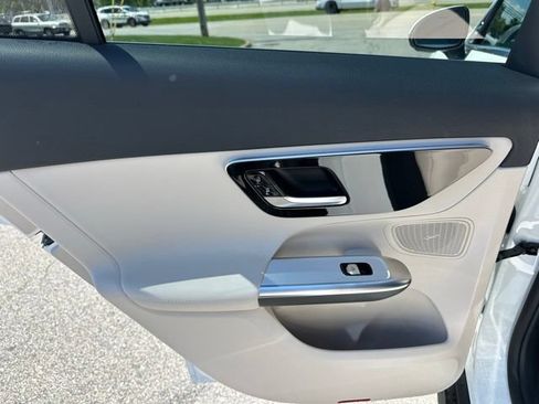 New 2026 Mercedes-Benz GLC 300 4MATIC image 15